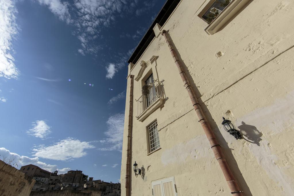 Alla Dimora Di Chiara Suite And Rooms Matera Exteriör bild